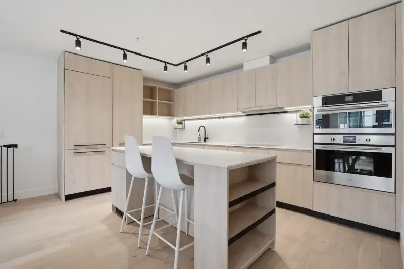 3960 DUMFRIES STREET - photo 1 of 36