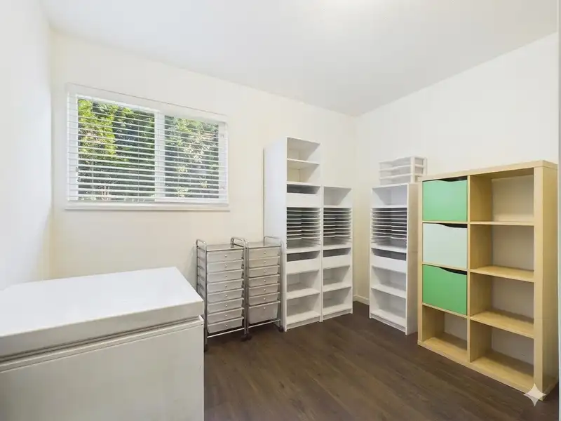 1150 HOWSE PLACE - photo 3 of 23