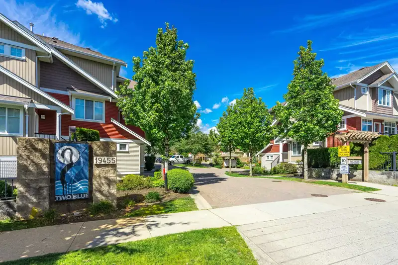 63 19455 65 AVENUE - photo 4 of 40