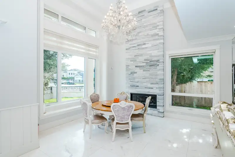 6011 TAKLA PLACE - photo 3 of 40