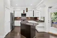 8266 211 STREET - thumbnail 8