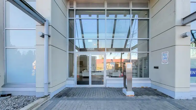 2605 13688 100 AVENUE - photo 2 of 22
