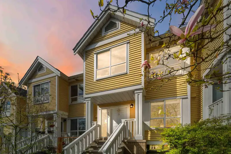8433 JELLICOE STREET - photo 1 of 33