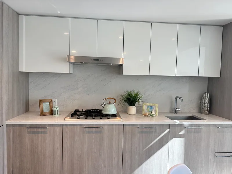 1000 3280 CORVETTE WAY - photo 3 of 8