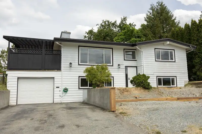 34331 OLD YALE ROAD - photo 1 of 25