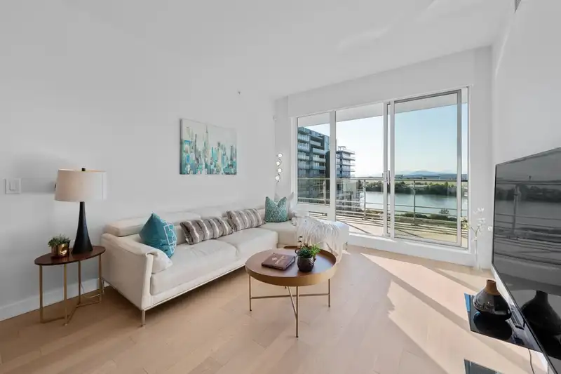 804 6688 PEARSON WAY - photo 4 of 37