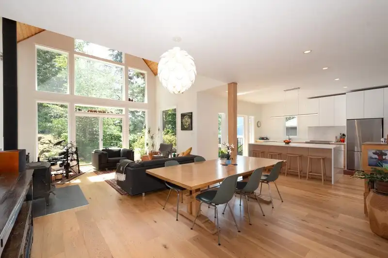 731 MINERAL CREEK CRESCENT - photo 1 of 40