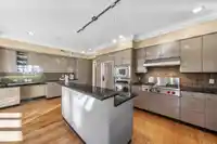1426 W 48TH AVENUE - thumbnail 9