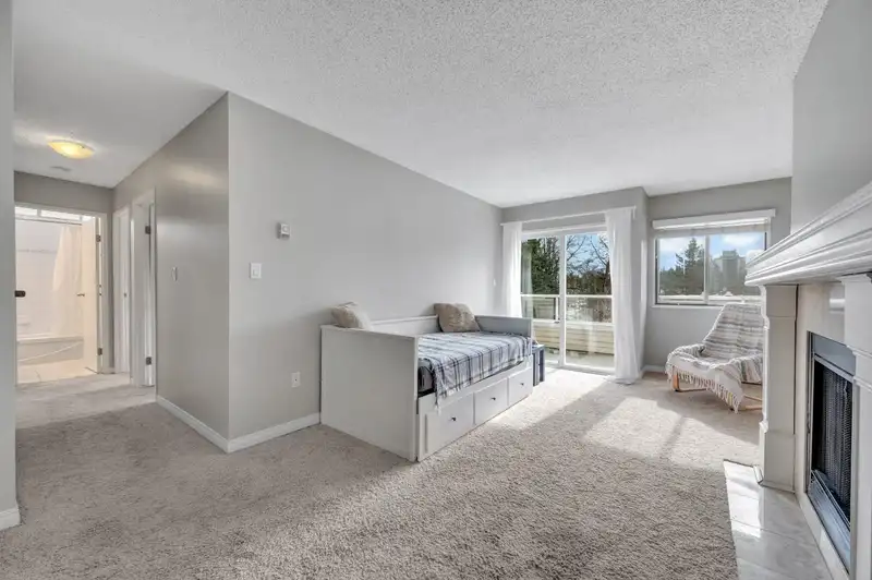 308 1155 ROSS ROAD - photo 1 of 30