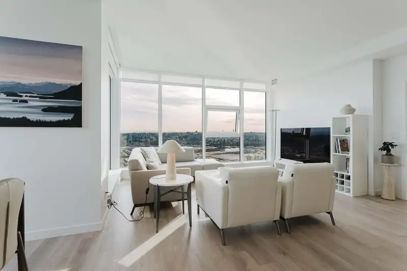 4605 680 QUAYSIDE DRIVE - photo 3 of 29