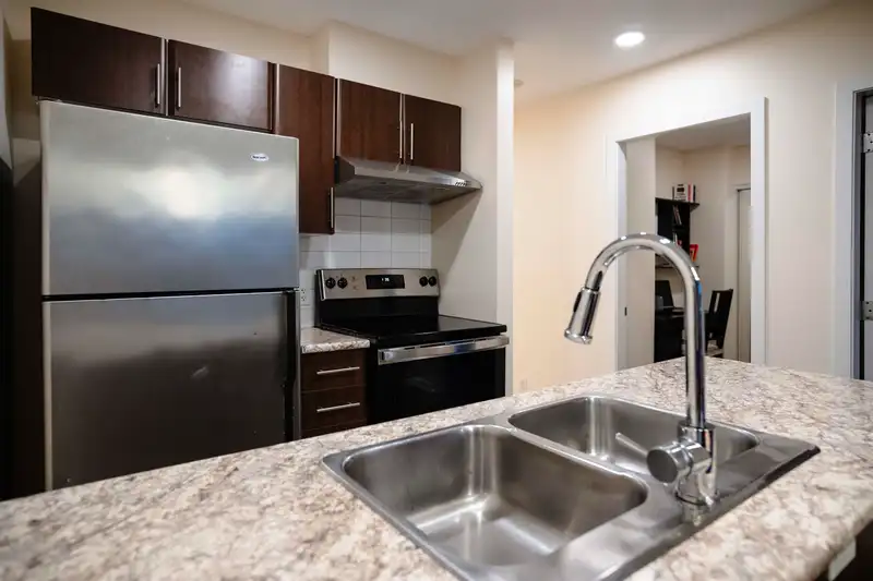 708 1178 HEFFLEY CRESCENT - photo 3 of 24
