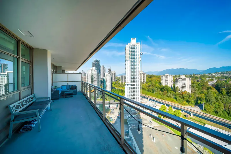 2301 5333 GORING STREET - photo 1 of 25