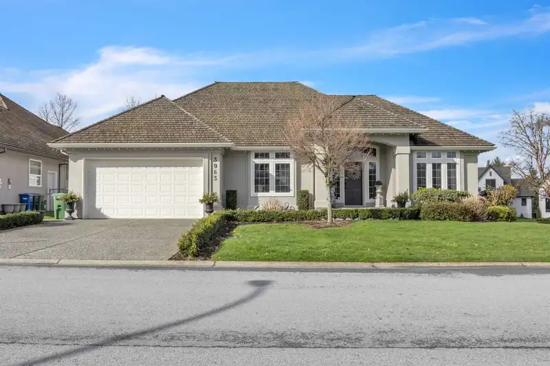 3963 COACHSTONE WAY - photo 1 of 37