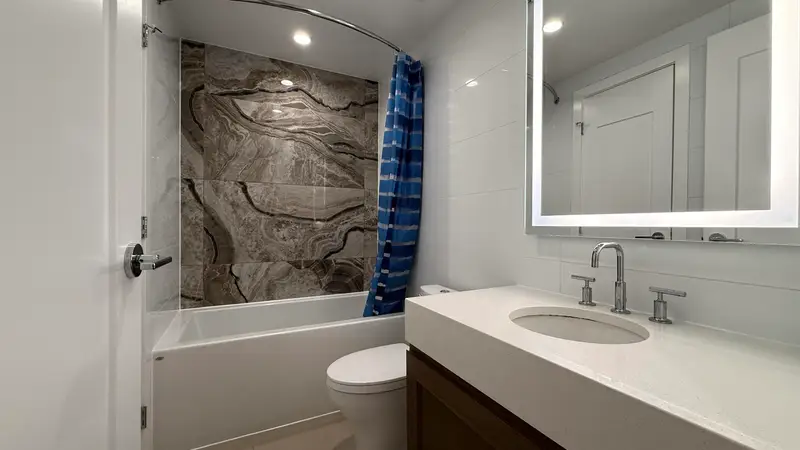 1004 5629 BIRNEY AVENUE - photo 4 of 12