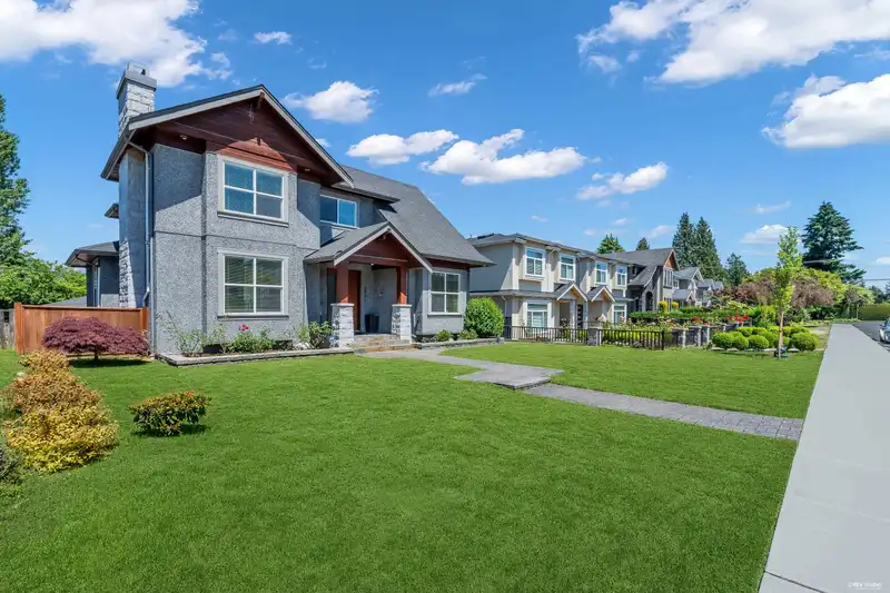 6841 BURNS STREET - photo 1 of 1