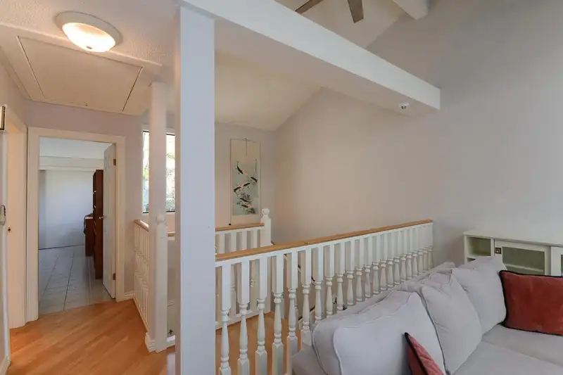 52 11291 7TH AVENUE - photo 4 of 40