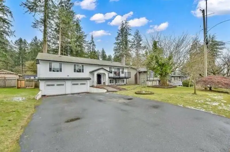 11130 64A AVENUE - photo 1 of 23