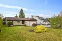 32438 BADGER AVENUE - thumbnail 2