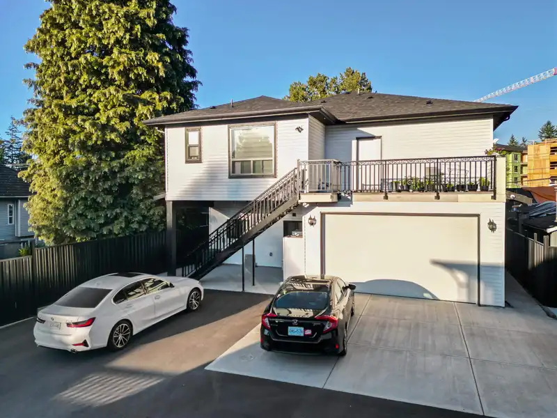 11069 132 STREET - photo 2 of 40