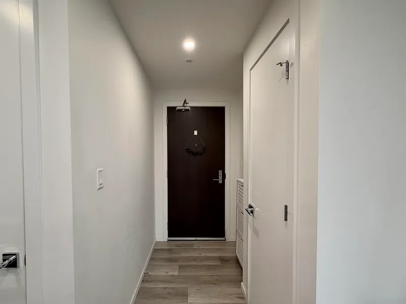 3403 1888 GILMORE AVENUE - photo 3 of 25