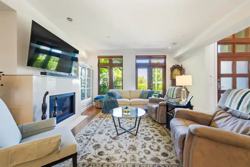 5912 CHANCELLOR BOULEVARD - photo 2 of 40