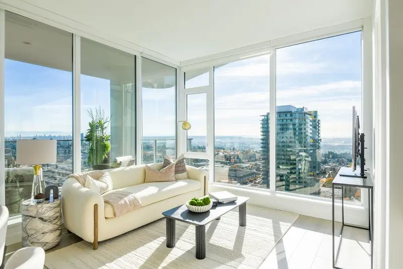 2206 4988 BENNETT STREET - photo 3 of 15