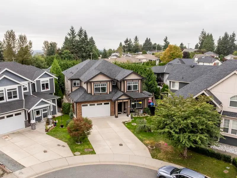 8231 TANAKA TERRACE - photo 2 of 25