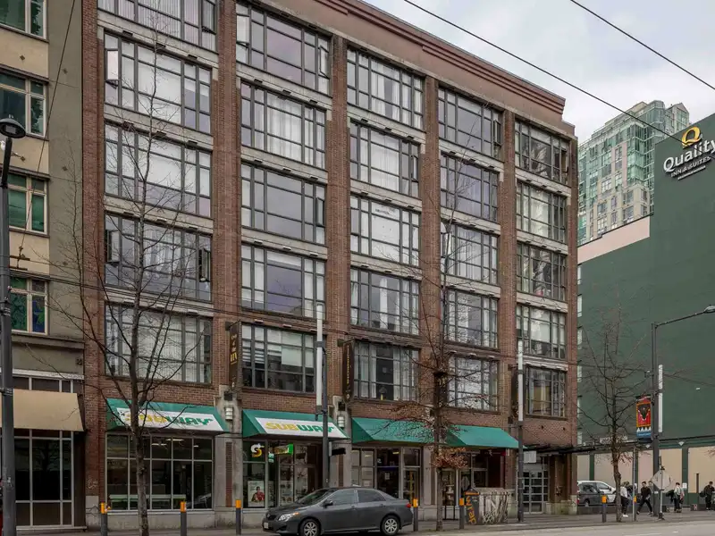 407 1249 GRANVILLE STREET - photo 2 of 13