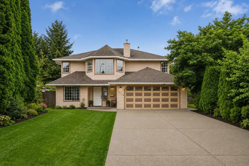 2749 DEHAVILLAND PLACE - photo 2 of 36