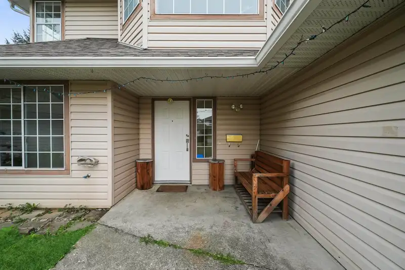 2749 DEHAVILLAND PLACE - photo 3 of 36