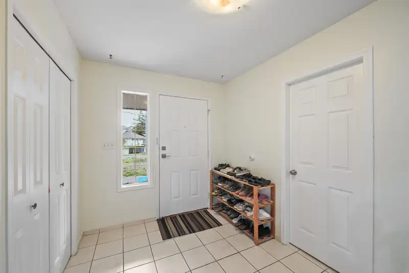 2749 DEHAVILLAND PLACE - photo 4 of 36