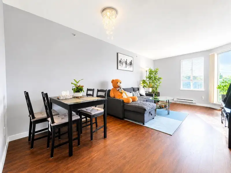 607 3455 ASCOT PLACE - photo 4 of 13