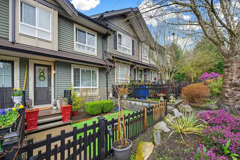 15 21867 50 AVENUE - photo 2 of 25