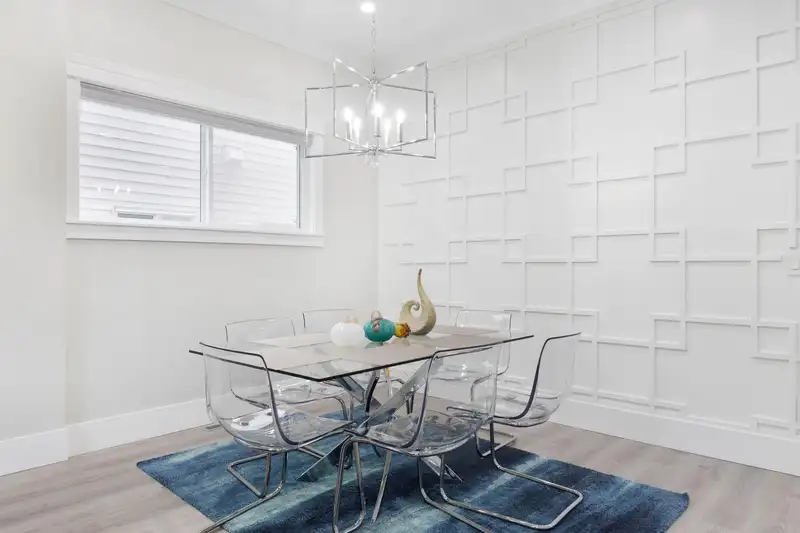 20556 72 AVENUE - photo 4 of 35