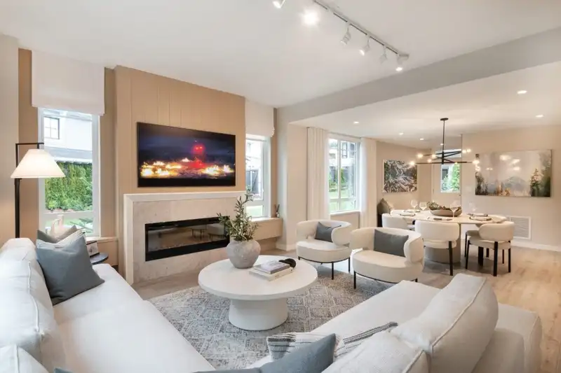 202 1331 WELLON STREET - photo 3 of 12