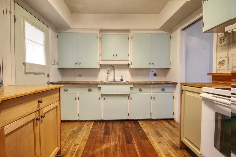 6969 ARGYLE STREET - photo 4 of 26
