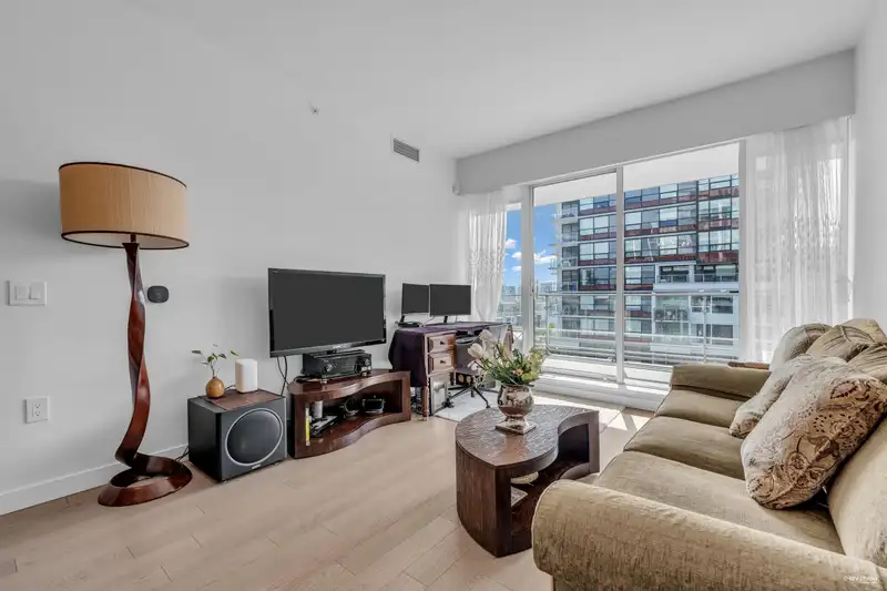 403 6699 RIVER ROAD - photo 4 of 32