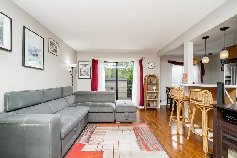 90 14135 104 AVENUE - photo 4 of 30