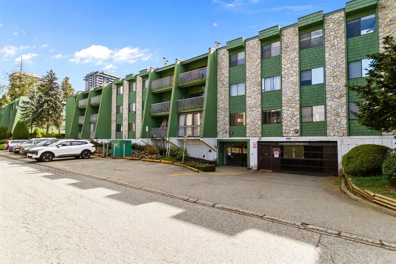 216 9202 HORNE STREET - photo 1 of 24