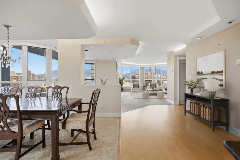 8 1350 W 14TH AVENUE - photo 4 of 25