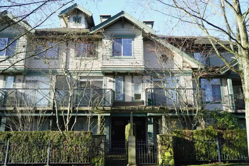 4 6233 BIRCH STREET - photo 4 of 14