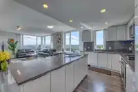 2203 3096 WINDSOR GATE - thumbnail 5