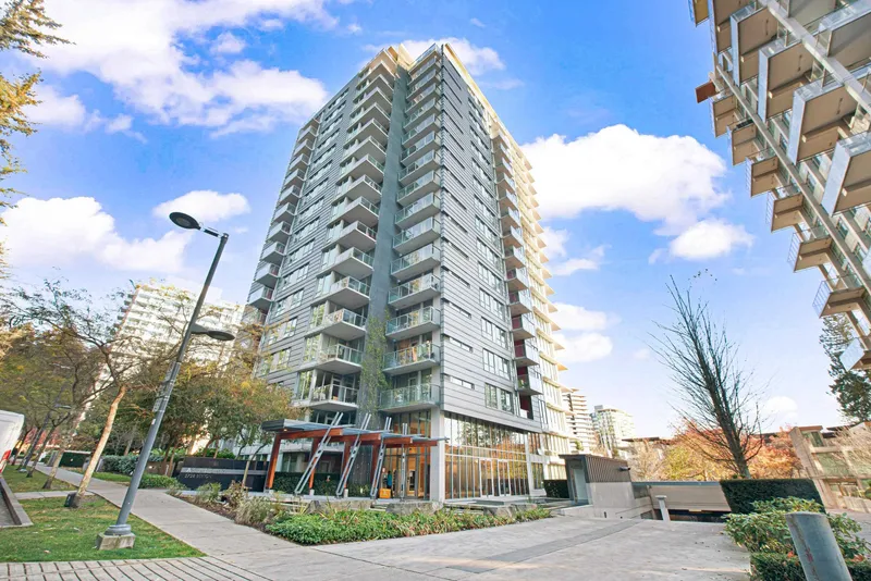 1709 5728 BERTON AVENUE - photo 1 of 17