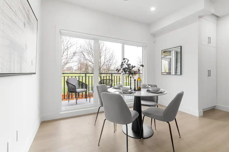7 22551 WESTMINSTER HIGHWAY - photo 4 of 26