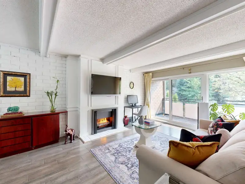 510 1405 W 15TH AVENUE - photo 1 of 40