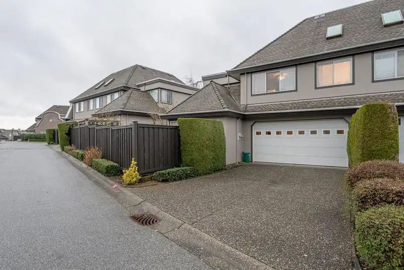 12 788 CITADEL DRIVE - photo 4 of 40