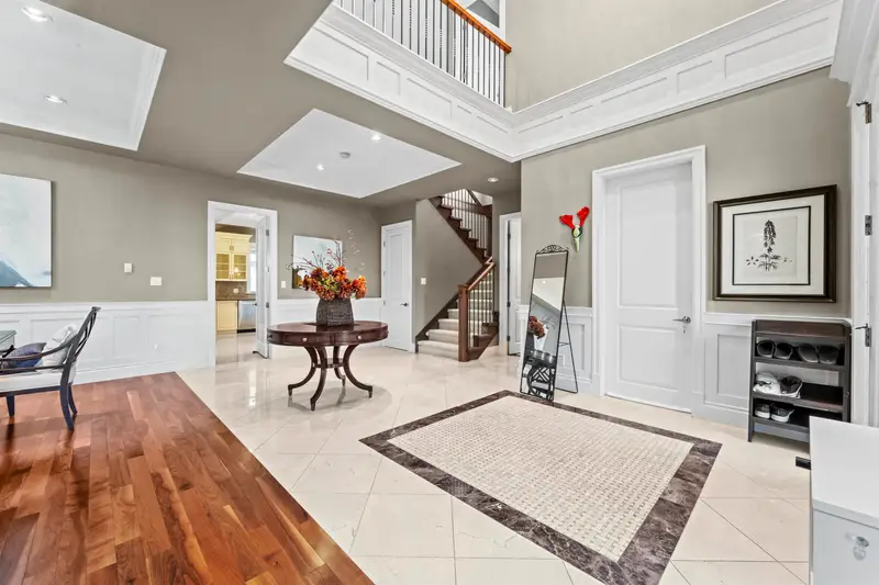 9131 DESMOND ROAD - photo 4 of 25