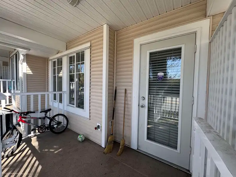 76 6533 121 STREET - photo 2 of 5