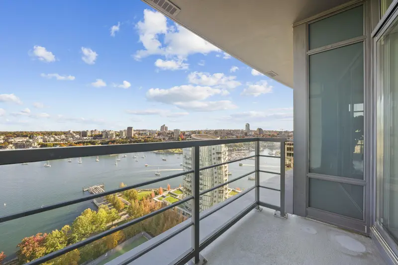 2503 1483 HOMER STREET - photo 2 of 25