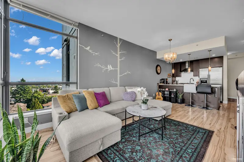 1606 7088 18TH AVENUE - photo 3 of 25